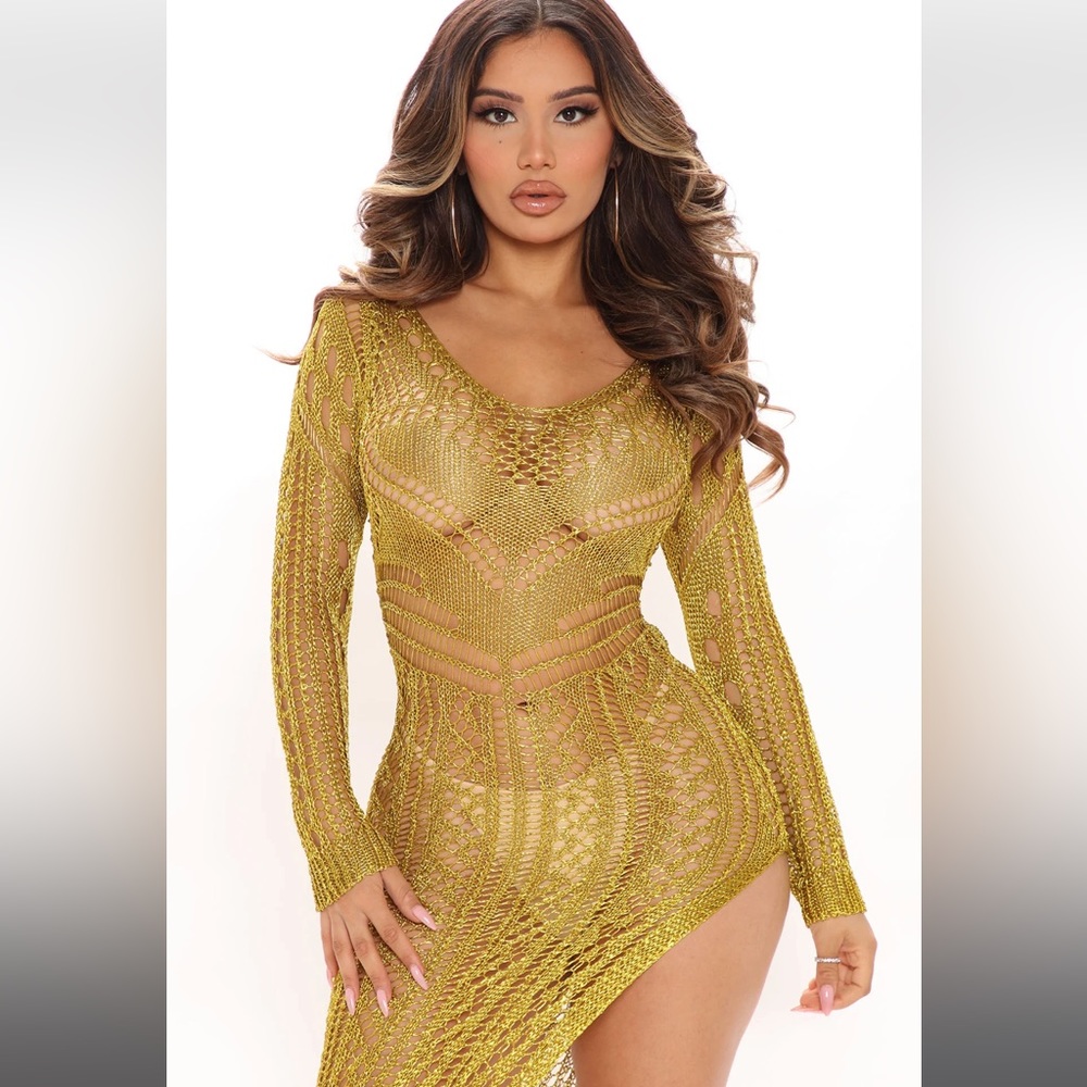 NWOT Fashion Nova Gold Maxi Dress